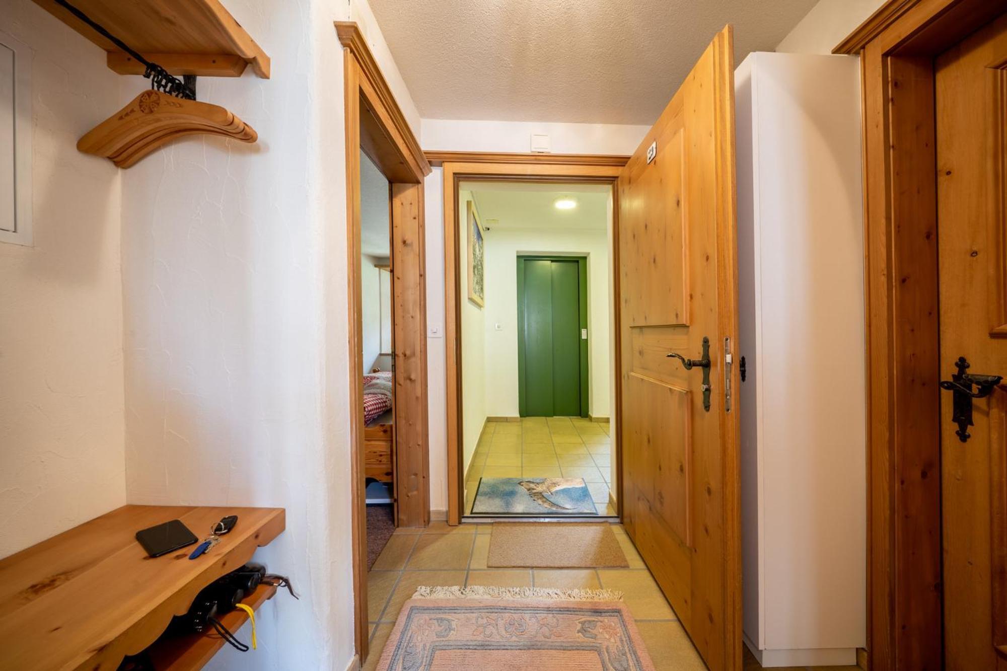 Apartamento Chasa Plazza Gronda Lavin Exterior foto