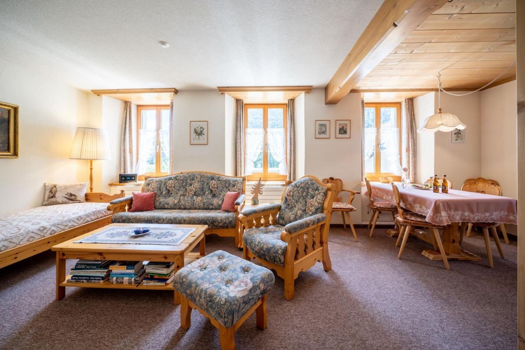 Apartamento Chasa Plazza Gronda Lavin Exterior foto