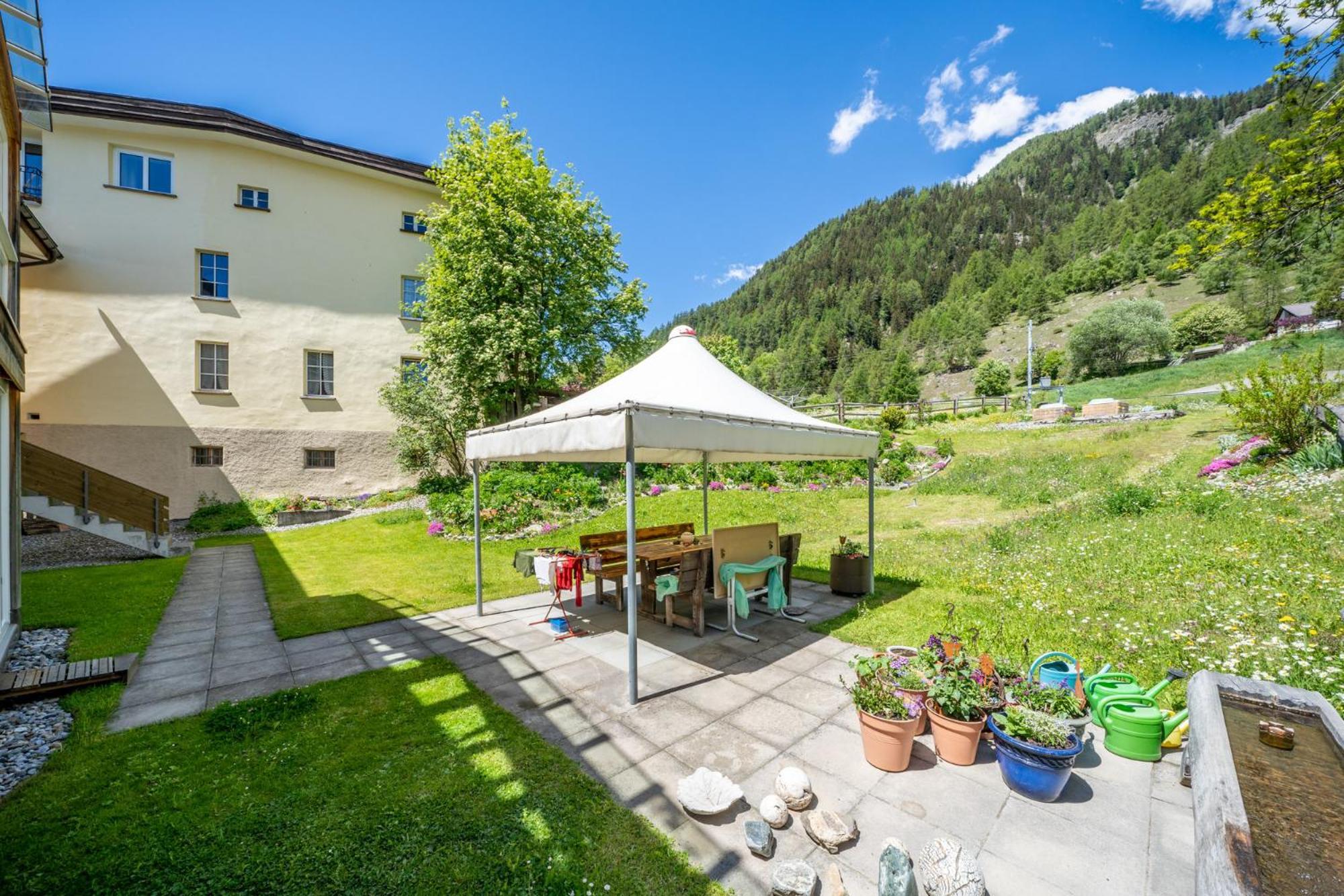 Apartamento Chasa Plazza Gronda Lavin Exterior foto